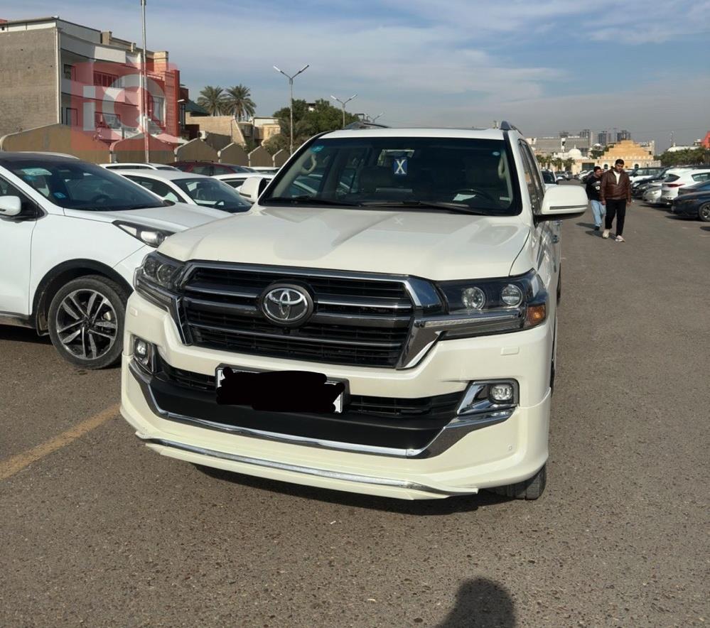 تويوتا لاندكروزر